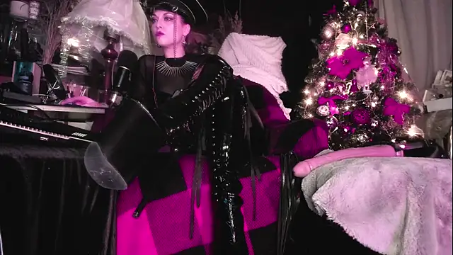 astarrot online show from February 6, 7:06 pm