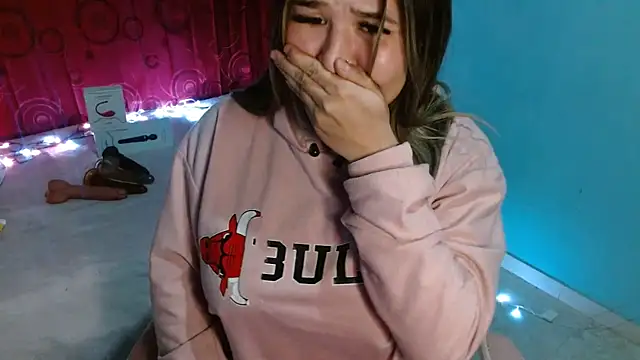 zoe adhara online show from March 14, 7:15 am