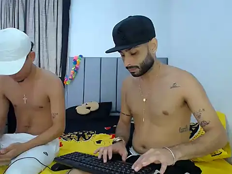 Evilboy555 online show from November 23, 3:23 pm