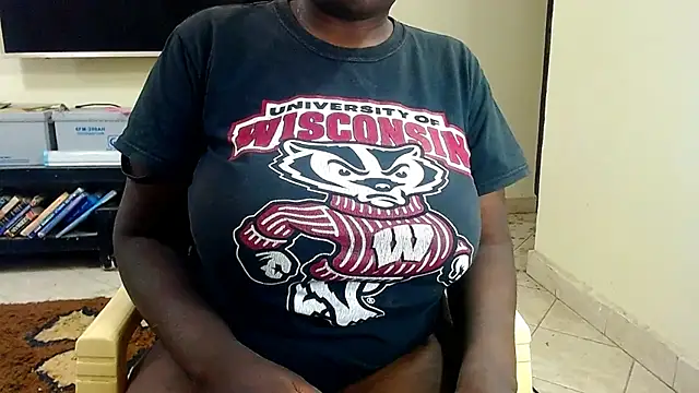 sunnylovexp online show from March 12, 5:17 pm