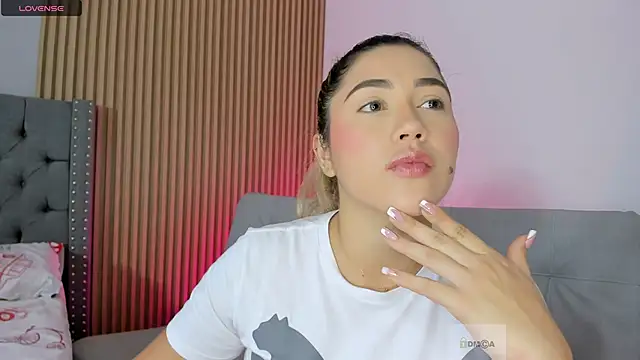 Snapshot of susan__hills chatting on January 20, 9:11 pm susan hills online show from January 20, 9:11 pm