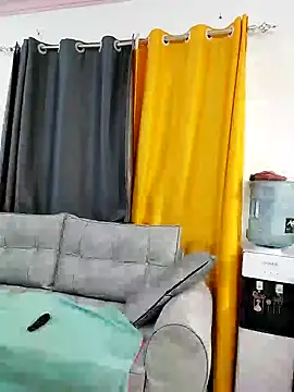 bebygirl143s online show from January 9, 6:57 pm