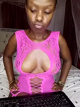 Snapshot of bebygirl143s chatting on March 1, 9:28 pm bebygirl143s online show from March 1, 9:28 pm