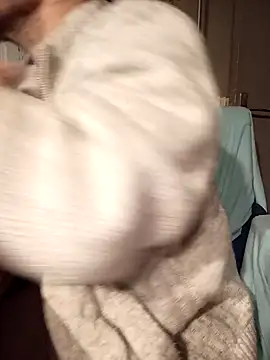 teekoine1 online show from January 22, 6:10 pm