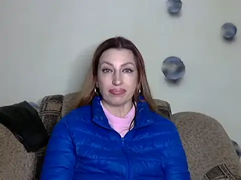 Jillian Pattie online show from December 22, 5:21 pm