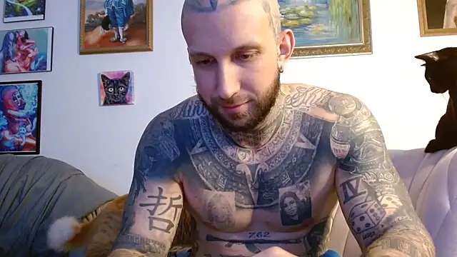 bobbybacala91 online show from October 3, 7:49 am