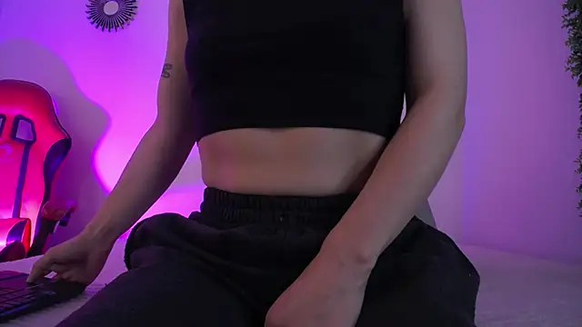 Katy Van online show from December 3, 8:29 pm