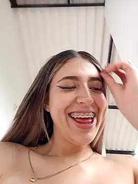 eva-2023 online show from April 3, 8:18 pm