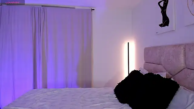 Snapshot of tina_olsen07 chatting on May 11, 9:01 pm tina olsen07 online show from May 11, 9:01 pm