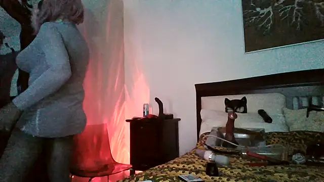 CharlotteVixxens online show from July 6, 12:07 am