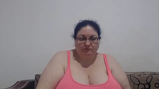 Nykyxo online show from June 1, 11:45 am