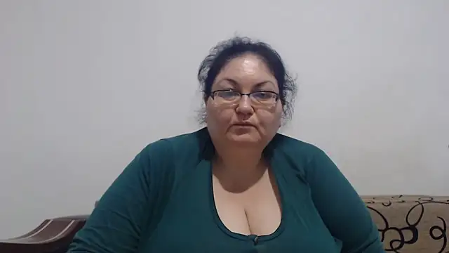 Snapshot of Nykyxo chatting on June 8, 1:28 am Nykyxo online show from June 8, 1:28 am