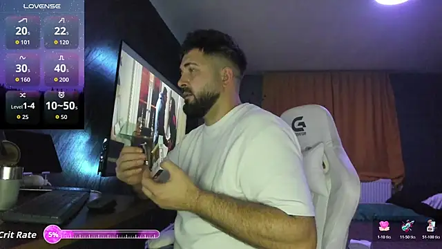 Snapshot of Eduu2322 chatting on December 1, 10:37 pm Eduu2322 online show from December 1, 10:37 pm