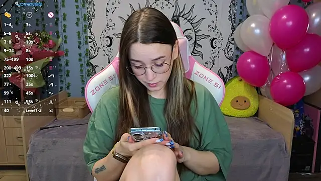 Sweet frosti online show from January 19, 3:18 am