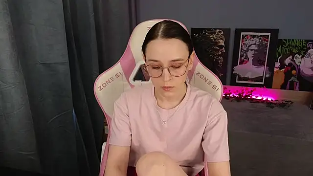 Sweet frosti online show from May 27, 3:14 am