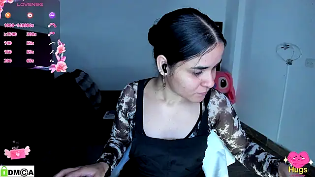 Snapshot of SweetMegan_1 chatting on September 29, 10:58 pm SweetMegan 1 online show from September 29, 10:58 pm