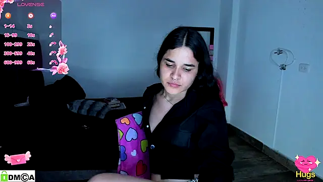 Snapshot of SweetMegan_1 chatting on October 6, 1:36 am SweetMegan 1 online show from October 6, 1:36 am