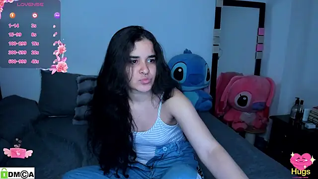 Snapshot of SweetMegan_1 chatting on October 21, 1:28 am SweetMegan 1 online show from October 21, 1:28 am