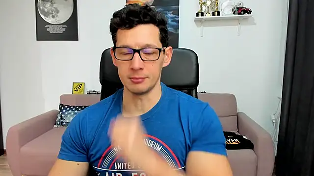 BrutusK08 online show from February 5, 8:19 am