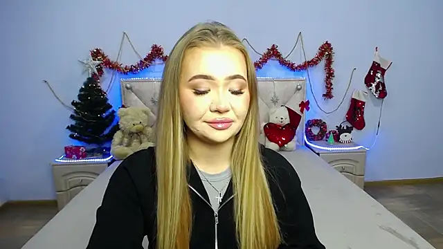 StacyYellig online show from January 6, 7:45 pm