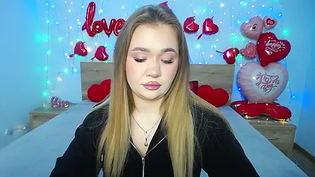 StacyYellig online show from February 7, 8:10 pm