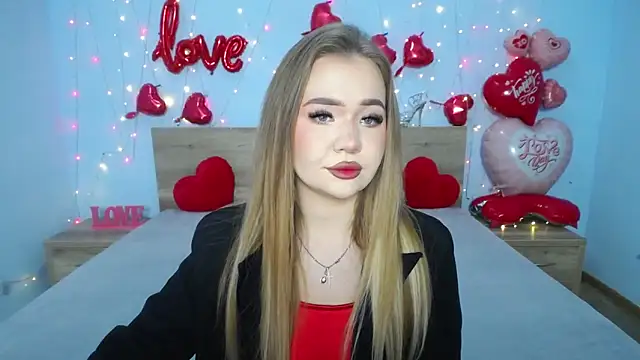 StacyYellig online show from February 15, 12:15 am