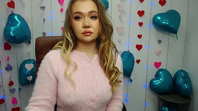 StacyYellig online show from February 15, 11:25 pm