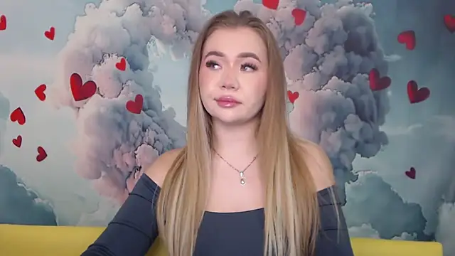 StacyYellig online show from February 20, 3:23 am