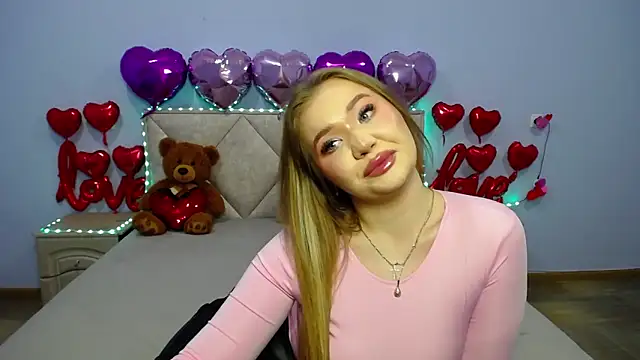 StacyYellig online show from March 6, 2:19 am