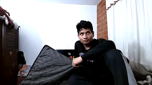 AngelinaPaker online show from December 13, 9:57 am