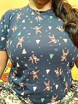 CUTE SOPHIA- online show from November 20, 12:55 am