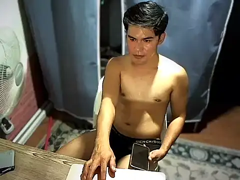 IamAchilles00 online show from May 30, 4:09 am