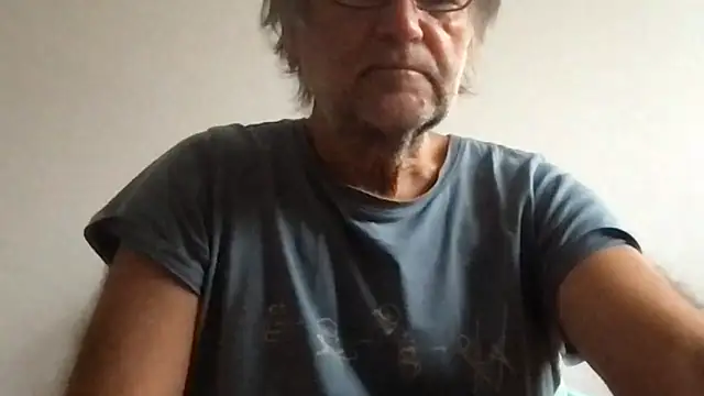 artXhibitor online show from October 19, 6:47 am