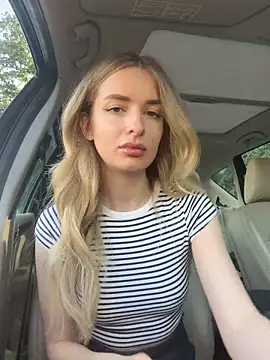 Snapshot of EvieEvans chatting on May 29, 5:11 pm EvieEvans online show from May 29, 5:11 pm
