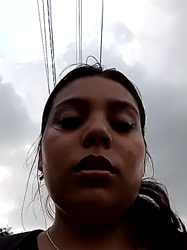 Snapshot of stefanie010 chatting on January 16, 6:59 pm stefanie010 online show from January 16, 6:59 pm