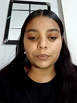 Snapshot of stefanie010 chatting on February 17, 6:26 pm stefanie010 online show from February 17, 6:26 pm