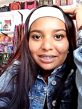 Snapshot of stefanie010 chatting on February 19, 7:05 pm stefanie010 online show from February 19, 7:05 pm