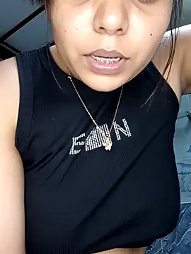 Snapshot of stefanie010 chatting on September 9, 4:17 pm stefanie010 online show from September 9, 4:17 pm