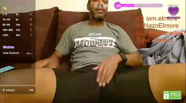 Snapshot of elmorenazost chatting on January 21, 3:48 am elmorenazost online show from January 21, 3:48 am