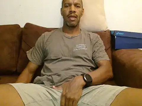 Snapshot of elmorenazost chatting on March 4, 3:11 am elmorenazost online show from March 4, 3:11 am