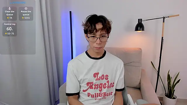 kim lian21 online show from November 4, 1:54 pm