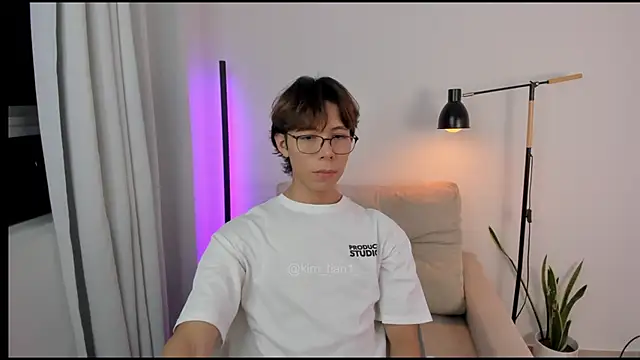 kim lian21 online show from November 6, 3:51 am