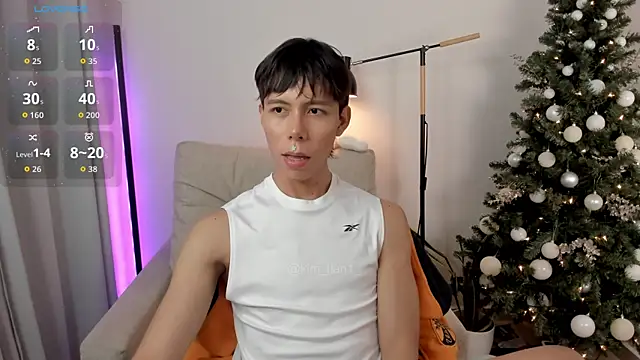 Snapshot of kim_lian21 chatting on December 21, 9:27 am kim lian21 online show from December 21, 9:27 am