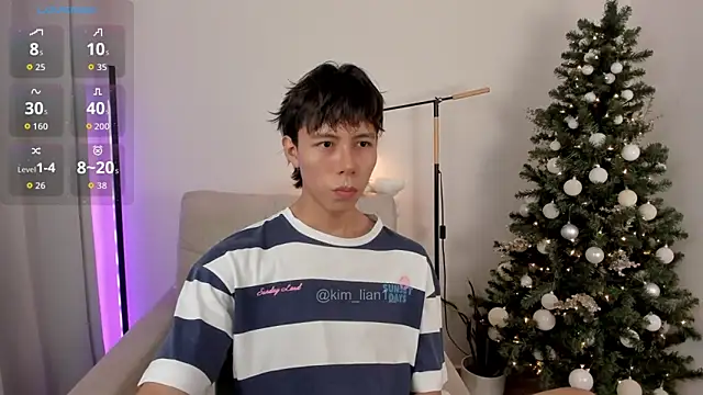 Snapshot of kim_lian21 chatting on December 23, 10:13 am kim lian21 online show from December 23, 10:13 am