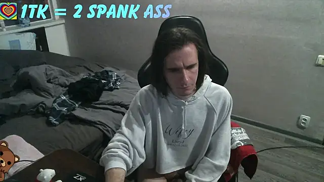 Snapshot of izilizi_23 chatting on November 14, 7:56 pm izilizi 23 online show from November 14, 7:56 pm