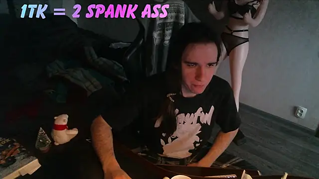 Snapshot of izilizi_23 chatting on December 20, 10:00 am izilizi 23 online show from December 20, 10:00 am