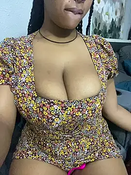 YellowHoneyDip online show from January 30, 5:17 pm