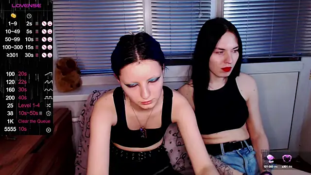 Snapshot of sky9669 chatting on March 15, 3:37 pm sky9669 online show from March 15, 3:37 pm