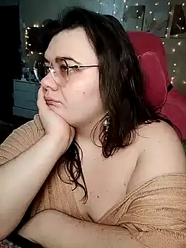 Snapshot of DenisHailey chatting on February 9, 6:26 pm DenisHailey online show from February 9, 6:26 pm