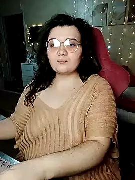 Snapshot of DenisHailey chatting on March 9, 4:00 pm DenisHailey online show from March 9, 4:00 pm